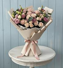 Букет цветов из:  Розы и Лизиантусы в Чашниково