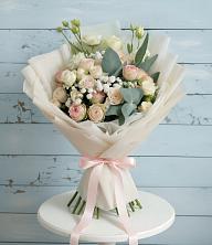 Букет цветов из:  Розы и Лизиантусы в Чашниково