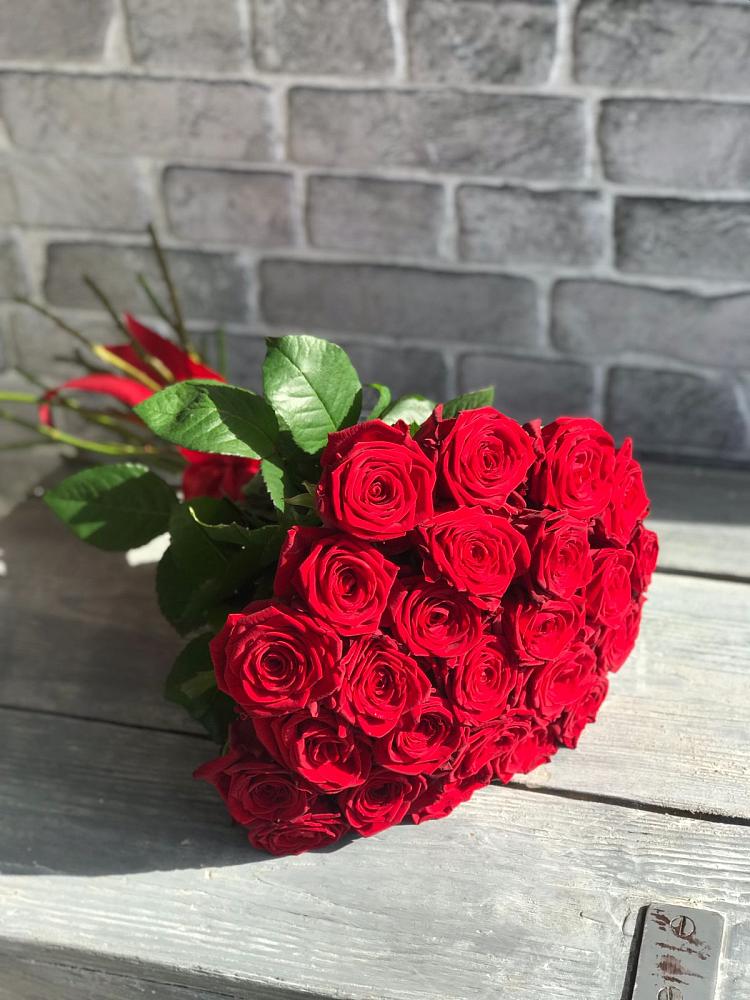Букет Красные розы Фридом в Чашниково