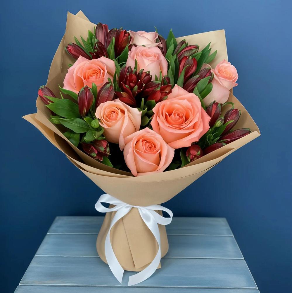 Букет цветов из: Розы и Альстромерии в Чашниково