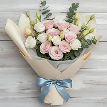 Букет цветов из:  Лизиантусы #REPLACE_PRED# Чашниково