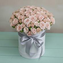 Цветочная композиция из Розы в шляпной коробке в Чашниково