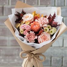Букет цветов из:  Гвоздики, Хризантемы и Розы в Чашниково