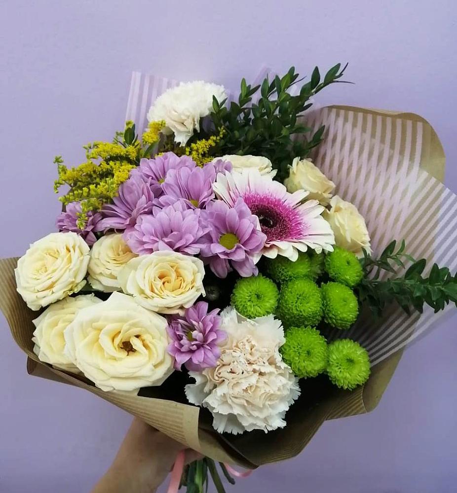 Букет цветов из: Хризантемы, Розы, Гвоздики и Герберы в Чашниково