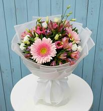 Букет цветов из:  Герберы, Альстромерии и Лизиантусы #REPLACE_PRED# Чашниково