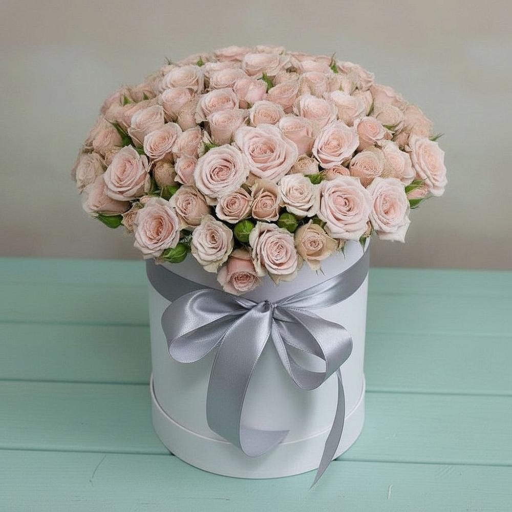 Цветочная композиция из Розы в шляпной коробке в Чашниково